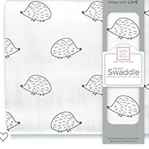 Muslin Swaddle Hedgehogs design
